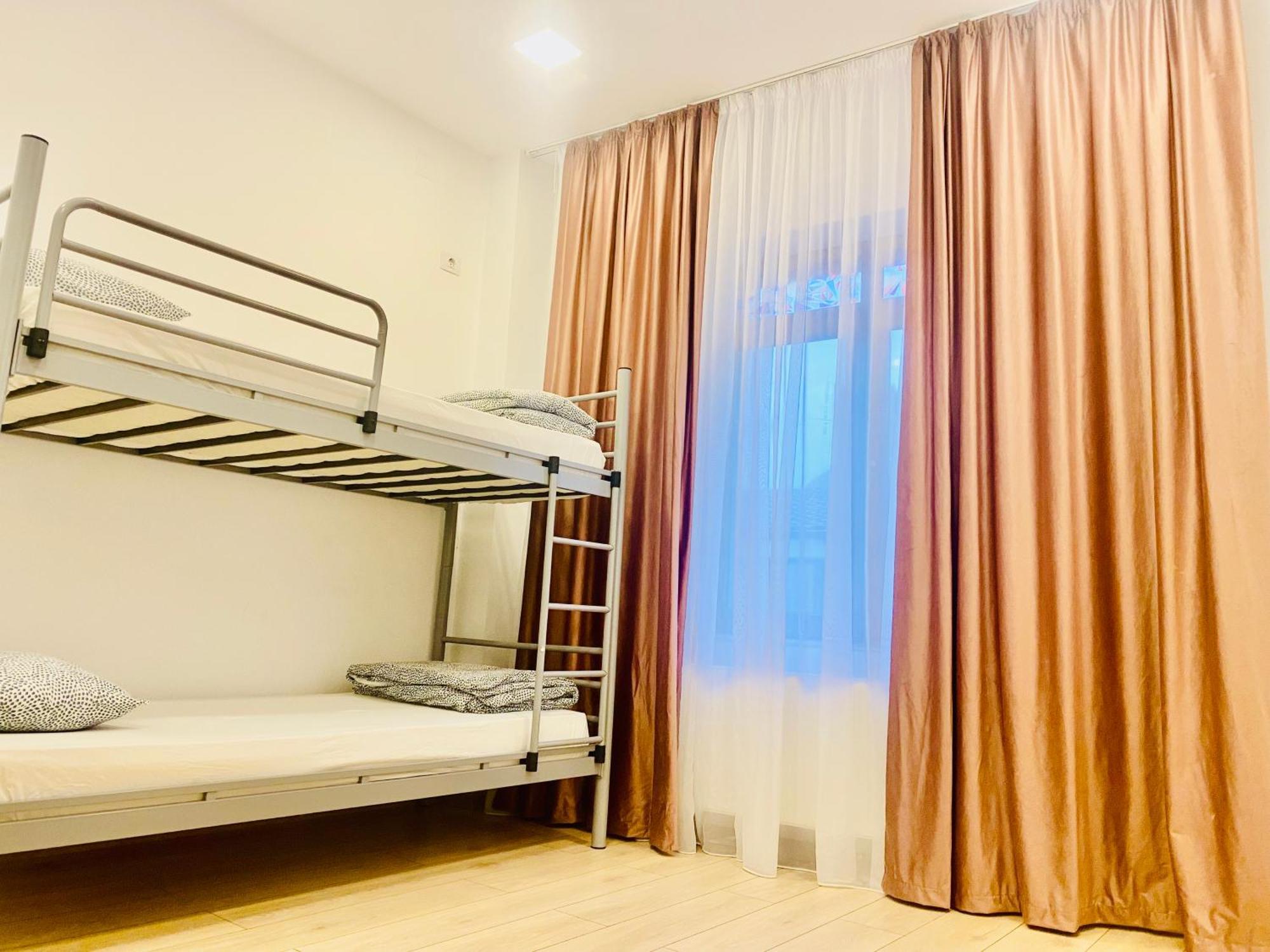 Cazan House Hostel Βουκουρέστι Εξωτερικό φωτογραφία